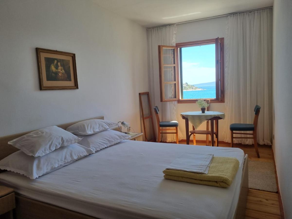 Apartment Ruzica ตรีบูนย์ ภายนอก รูปภาพ