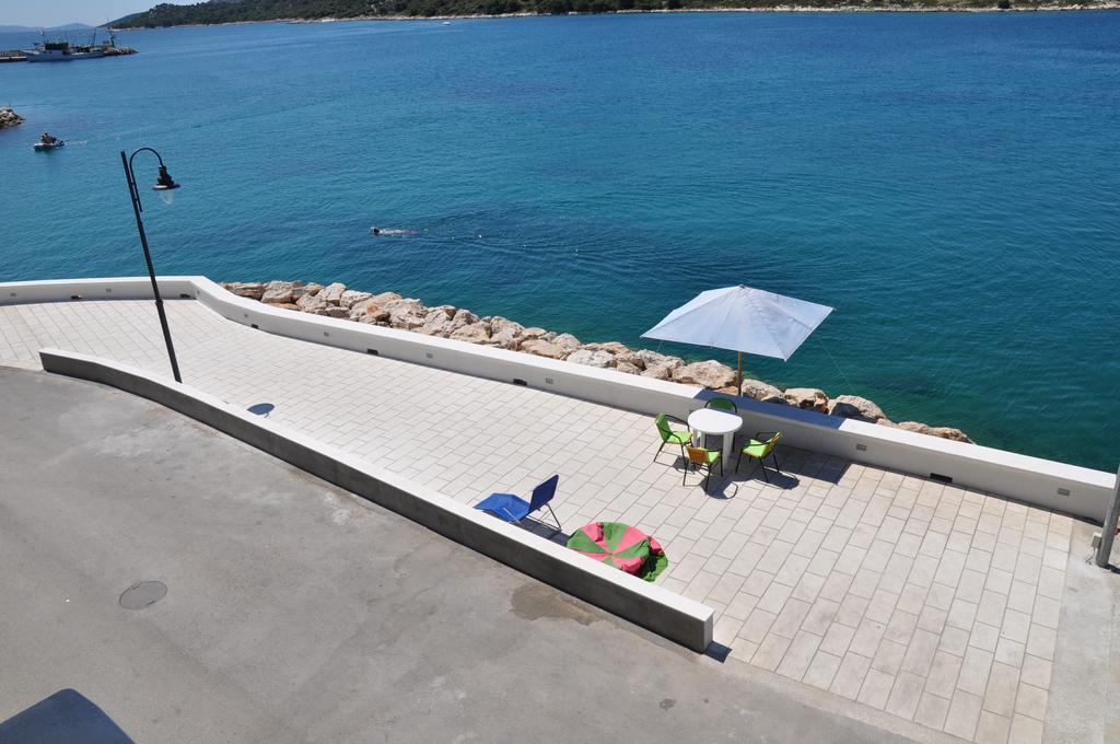 Apartment Ruzica ตรีบูนย์ ห้อง รูปภาพ